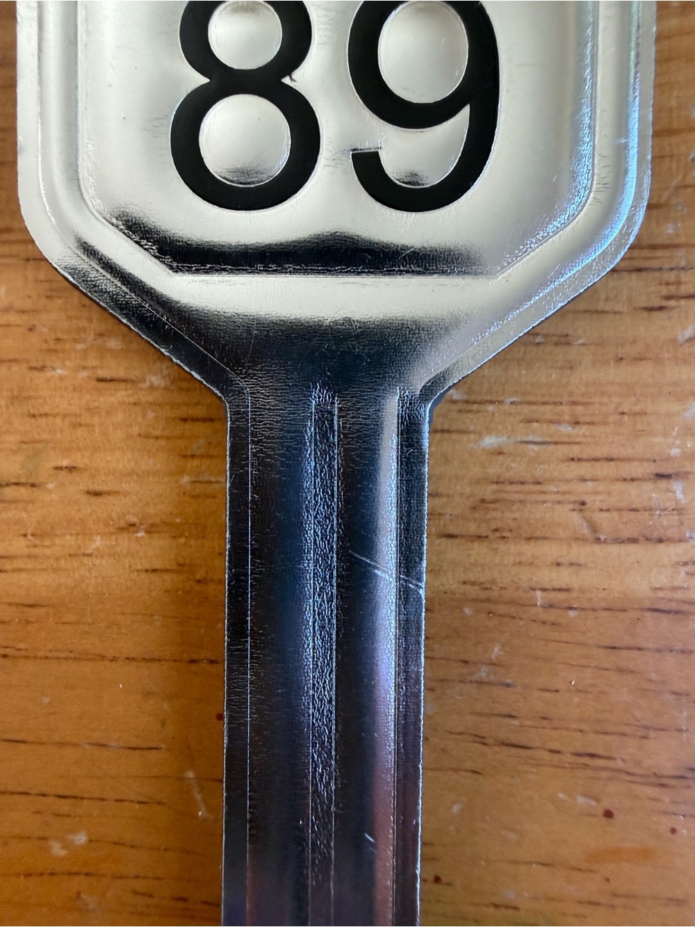 Longchamp Silver Key Tag Keychain with '89' Number - Picture 4 of 10